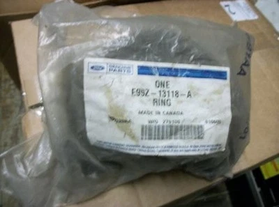 Регулирующая пластина E99Z13118A 1987-2018 Ford E150 E250 E350 - Изображение 1 из 1