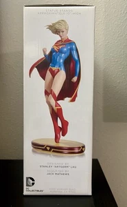 2013 DC Collectibles - Cover Girls Supergirl Statue LE 1760/5200 - Picture 1 of 8