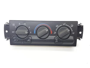 1999-2002 Silverado Sierra GMC Tahoe OEM Climate Control Switch Defrost A/C - Picture 1 of 4