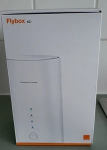 HH71VM Link HUB Home Station White Modem Router WiFi 4G LTE Cat 7 (300/100 Mbps) - Photo 1/6