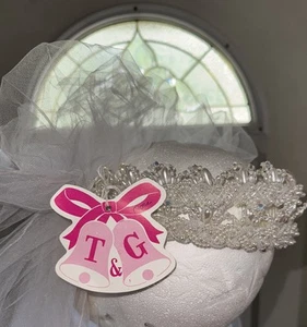 Velo da sposa vintage T&G perle cristalli tulle copricapo lunghezza gomito bianco anni 90 - Foto 1 di 12