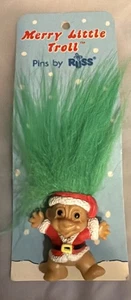 NEU Vintage Merry Little Troll WEIHNACHTEN WEIHNACHTSMANN ANSTECKNADEL mit weißen Haaren New Old Stock - Bild 1 von 3
