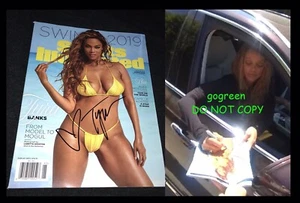 Tyra Banks signed SI Swimsuit Magazine 2019 photo sexy Sports Illustrated DWTS - Picture 1 of 3