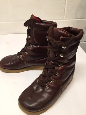 Bass Womens 7.5 Lace Up Leather Boots Rubber Soles Calf Length Sherpa Lined - Image 1 of 4