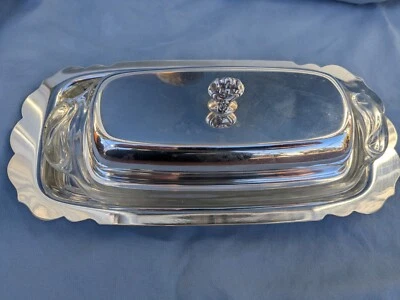 Vintage Oneida Silverplate COVERED BUTTER DISH with Glass Insert Foto 1 de 4