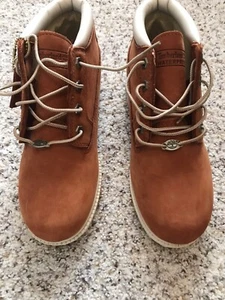 STIVALI IMPERMEABILI PREMIUM TIMBERLAND® NUOVI SENZA SCATOLA - RUGGINE ARANCIONE BRUCIATO - TAGLIA 8M scamosciati - Foto 1 di 5