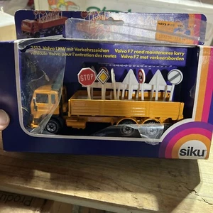 SIKU 2523 Volvo LKW in original box, unused - in box - Made in Germany Rare - Picture 1 of 13