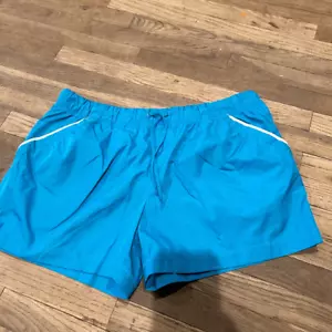 Danskin shorts athletic size large 12/14 - Picture 1 of 5
