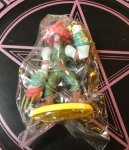 FINAL FANTASY COCA COLA RARE LIMITED FIGURE/FIGURINE 23 SALAMANDER CORAL SEALED - Picture 1 of 3