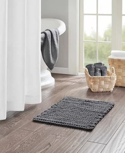 Alfombra de baño de chenilla de algodón teñida con hilo Madison Park Lasso, 17" x 24" - Imagen 1 de 9
