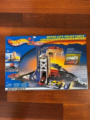Hot Wheels Metro Police Force 2001 Playset - New Factory Sealed - Image 1 of 4