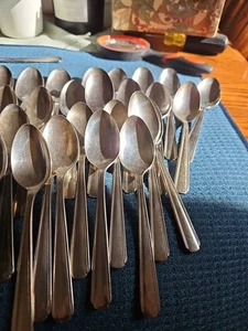 Vintage Oneida Hotel Teller Teelöffel, 5 Zoll T5 40 Löffel T5 - Bild 1 von 6