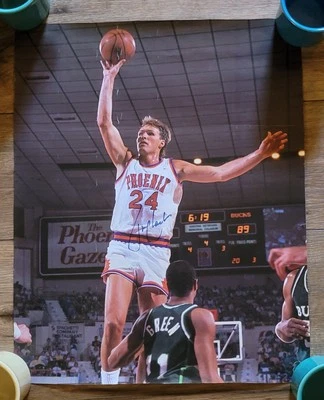 VINTAGE PHOENIX SUNS #24 TOM CHAMBERS AUTOGRAPH POSTER 16"x20" - Image 1 of 4