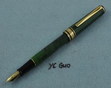 Wing Sung Lucky 2007 Green Fountain Pen Fine Nib Unique Decagon Design 