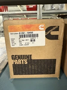 Cummins 0132-0492 Onan 132-0492 Genuine OEM Generator Coolant Diesel Water Pump - Picture 1 of 1