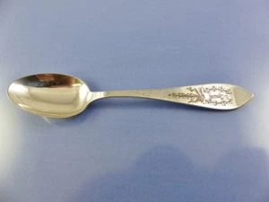 TUDOR WREATH 1914 5 O'CLOCK SPOON BY BIRKS   "EWM" - Picture 1 of 1
