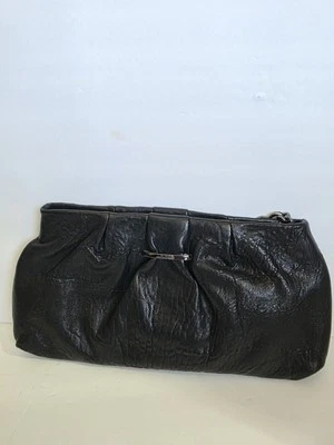 Bolso de mano Stella & Dot La Coco de cuero de cordero negro Foto 1 de 4