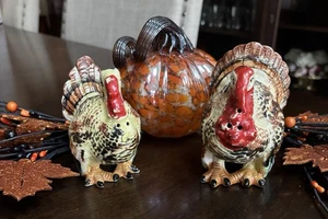 Vintage Japan Ceramic turkey salt and pepper shakers - Fall Colors - Picture 1 of 10