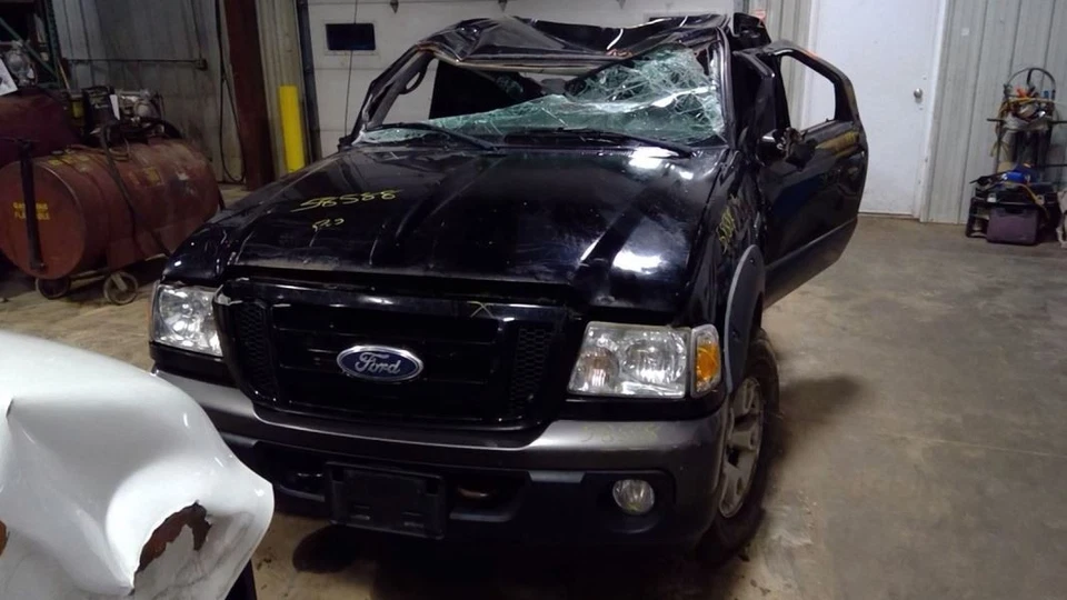 (LOCAL PICKUP ONLY) Fuel Tank Super Cab 126" Wb Fits 04-11 RANGER 4172624 - Image 1 of 4