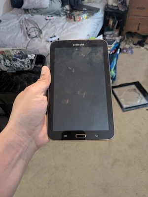 Samsung Galaxy Tab 3 SM-T210R 8GB - Image 1 of 2
