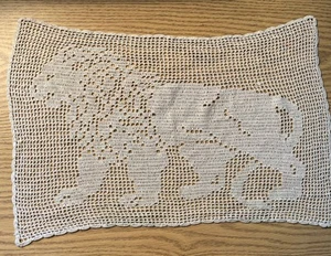 Vintage Crochet Doilie Doily Lion Design - Bild 1 von 7
