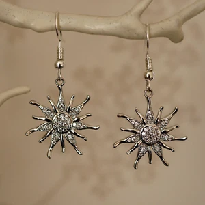 Funky Sun Earrings, Cool pretty platinum plated and cubic zirconia sun drop - Picture 1 of 2