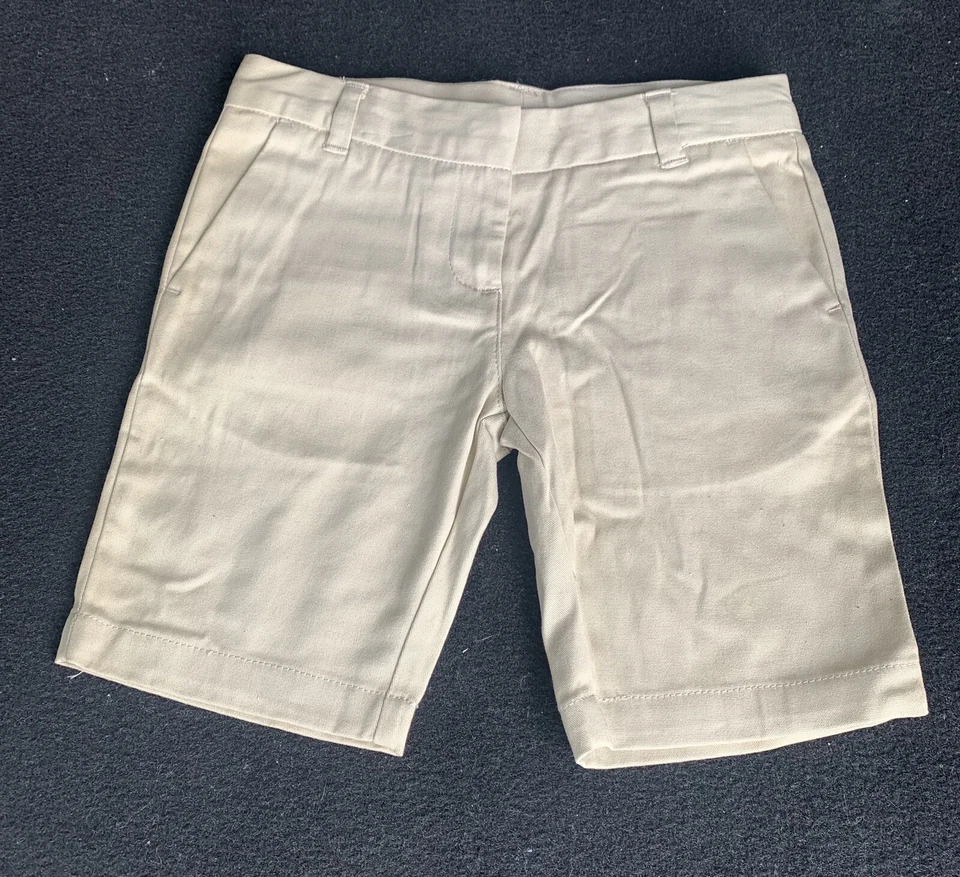 Ropa Escolar Aprobada por IZOD Pantalones Cortos Caqui Niñas Talla 4 Uniforme Elástico Regular Usado en Excelente Condición Foto 1 de 4