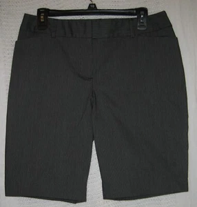 Womens Apt 9® dress shorts size 8 dark gray pinstripe - Picture 1 of 5