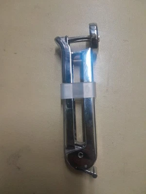 Herramienta de mano de cocina Leifheit Cherry Olive PITTER diseño de slany de acero inoxidable A010 Foto 1 de 4