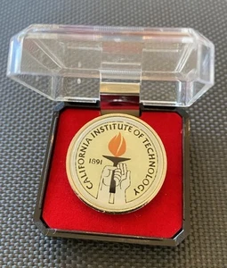 California Institute of Technology Caltech Logo Lapel Hat Pin New In Case - Picture 1 of 3