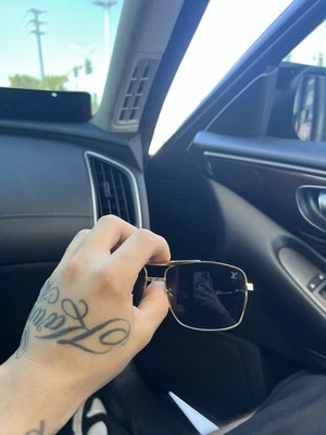 Gafas de sol para hombre Louis Vuitton Attitude marrón dorado Z0259U Foto 1 de 4