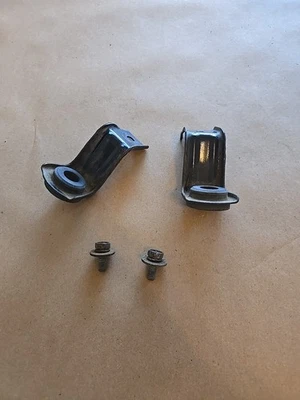 Soportes superiores de montaje del radiador Honda Civic 2001-2005 negros con herrajes OEM Foto 1 de 4