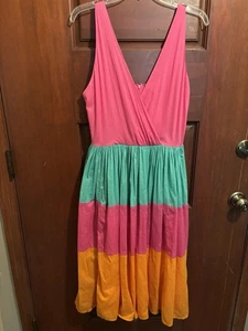 Mira Colorblock Tiered Midi Dress Size M Deep V-Neck Sundress Beach EUC - Picture 1 of 5