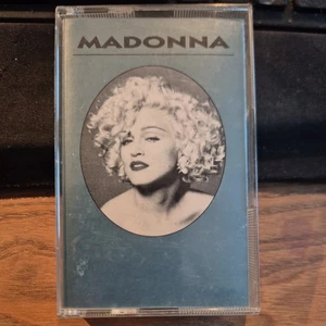 MADONNA SHE'S BREATHLESS PROMO INSTORE CASSETTE TAPE UK 1990 RARE - Picture 1 of 2