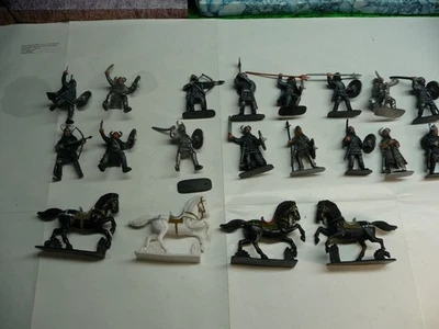 VIKING SUNJADE/SUPREME 1/30 PLASTIC  DEAL LOT  SCALE   !! - Image 1 of 4