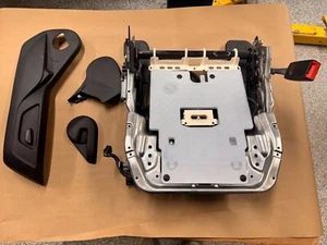 2018-2023 Ford Mustang RH Passenger Side Electric Power Seat Track - Picture 1 of 14