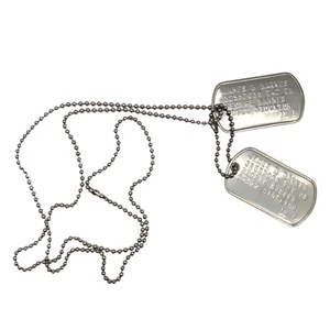 Juego de etiquetas militares de perro ""Bucky"" de James Barnes - Disfraz de cosplay réplica de utilería - Imagen 1 de 9
