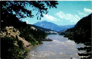 Vintage Scenic Fraser Canyon Postcard Williams Lake British Columbia Canadian - Picture 1 of 2