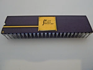 7132LA100CB IDT IC SRAM 16KBIT PARALLEL SB48 - Afbeelding 1 van 2