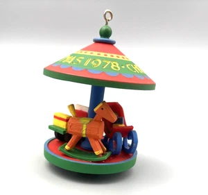 Hallmark Tree Trimmer Twirl About Collection 1978 juguete carrusel adorno vintage - Imagen 1 de 14