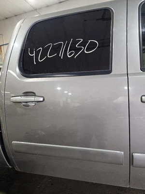 Passenger Rear Side Door Crew Cab Fits 07-14 SIERRA 2500 PICKUP 645786 - Image 1 of 4