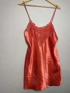 VTG Womans M SATIN LACE Coral Nighty Nightgown Chemise Slip Dress V Neck 90s Y2K - Picture 1 of 7