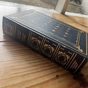 Vintage Gone With The Wind Margaret  Mitchell Hardcover Gold Gilt Mid Century - Picture 1 of 7