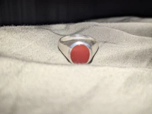 Red carnelian oval signet ring - Picture 1 of 5