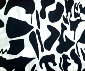 Tela india abstracta negra y blanca por yarda para coser costura costura acolchado - Imagen 1 de 7