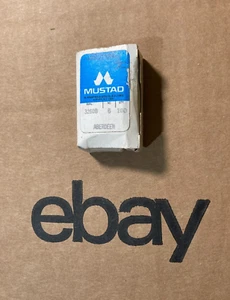 Mustad Fishing Hooks Aberdeen 3260B Gold 100S Sz 6 Vintage Packaging NIP - Picture 1 of 3