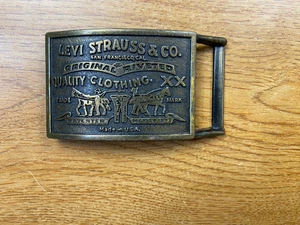 Levi Strauss Quality Clothing Belt Buckle - Picture 1 of 3