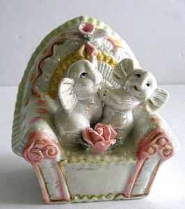 Figurine 2 Baby Elephants Sitting on Chair Iridescent Pink Flowers  Grannycore - Picture 1 of 6