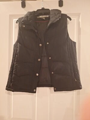 Ladies Kenneth Cole Reaction Black Zip Front Vest. Sz M - Image 1 of 4
