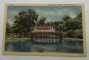 Boat House, Prospect Park, Brooklyn, New York. Postcard (B3) - Picture 1 of 2